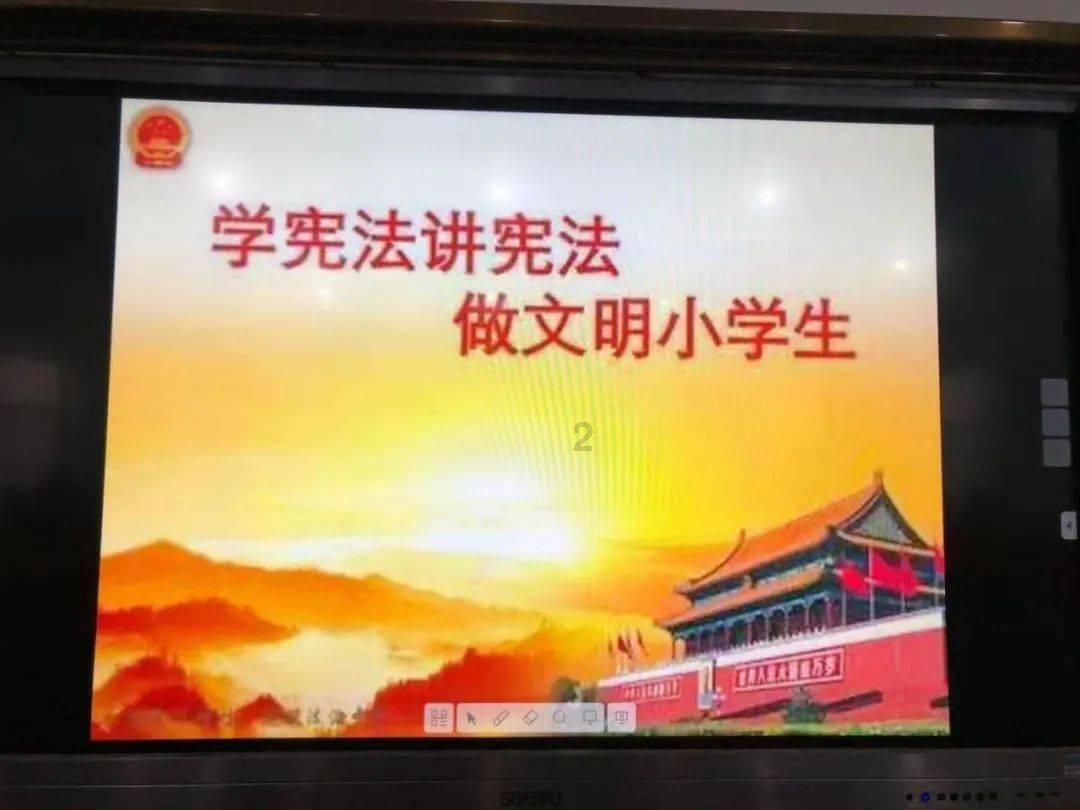 逃出奶油苹果屋